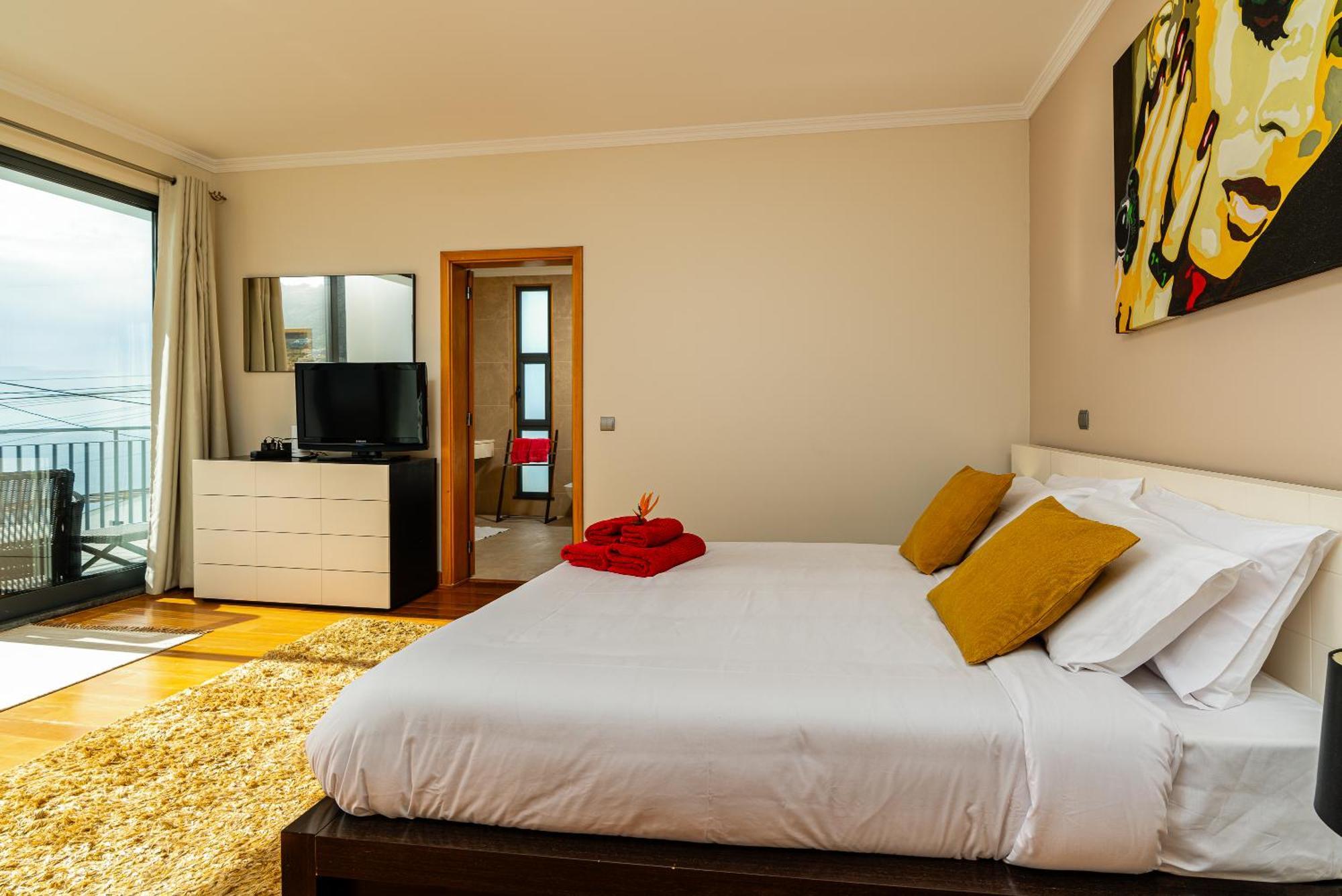Villa Nunes, Big Holiday House With Private Pool Calheta  Extérieur photo